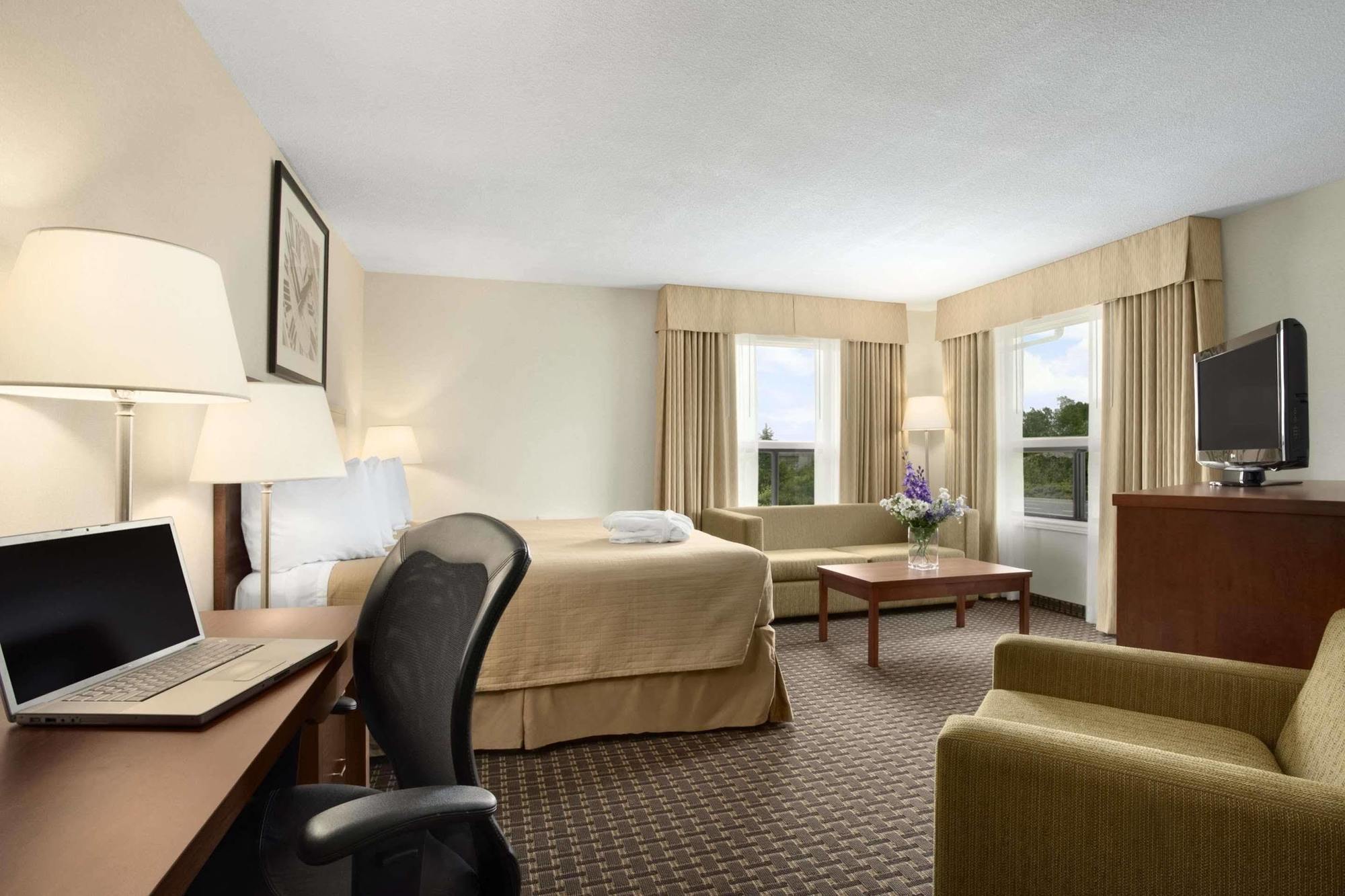 Quality Inn Норт Бей Екстериор снимка